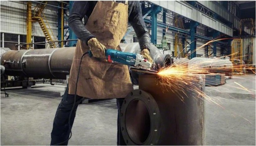 Угловая шлифмашина сетевая BOSCH GWS 24-230 JZ [06018C3300]