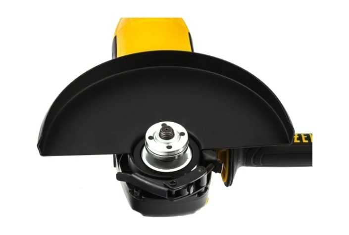 Угловая шлифмашина сетевая Denzel AG230-2400 [26915]