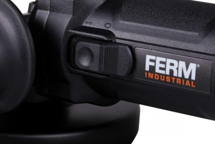 Угловая шлифмашина сетевая FERM AGM1112P Угловая шлифмашина сетевая FERM AGM1112P