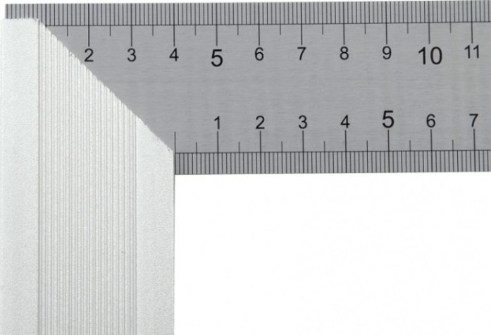 Угольник DENZEL 250 мм, стальной [32396]