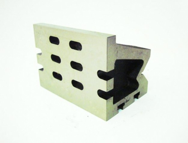 Уголок установочный Visprom 0019 с призмами, 100х100х150 мм