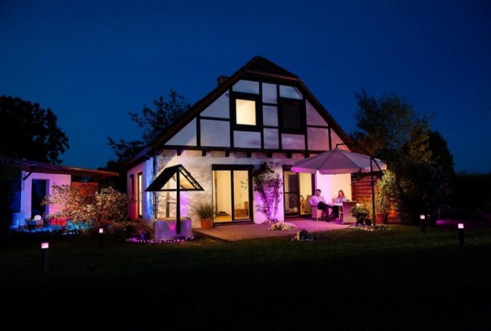 Умный светодиодный столб Ledvance SMART outd wifi cube 80cm rgbw dg [4058075478176]