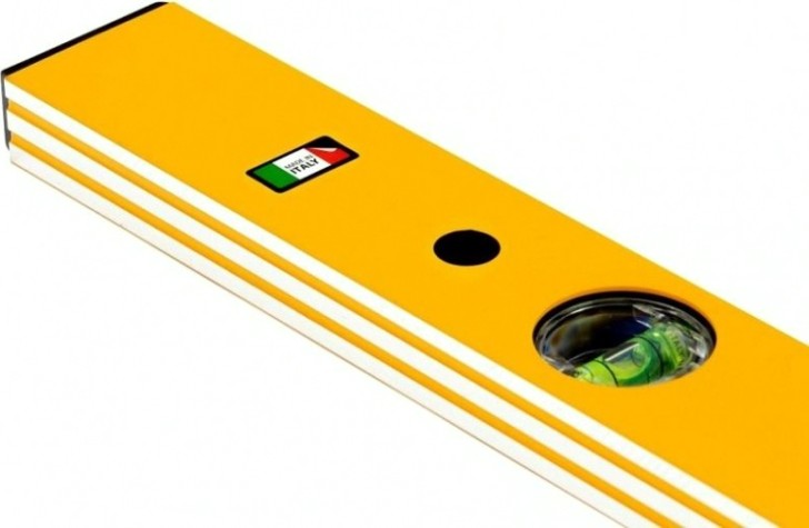 Уровень строительный Denzel 1200 мм фрезерованный, 3 глазка, алюминиевый [33684]