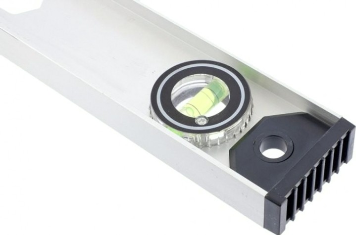 Уровень строительный MATRIX 600 мм алюминиевый "рельс", 3 глазка (1 поворотны [34023]