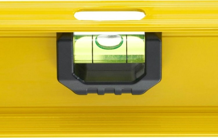 Уровень строительный STANLEY 0-42-073 basic i-beam 45см Уровень строительный STANLEY 0-42-073 basic i-beam 45см