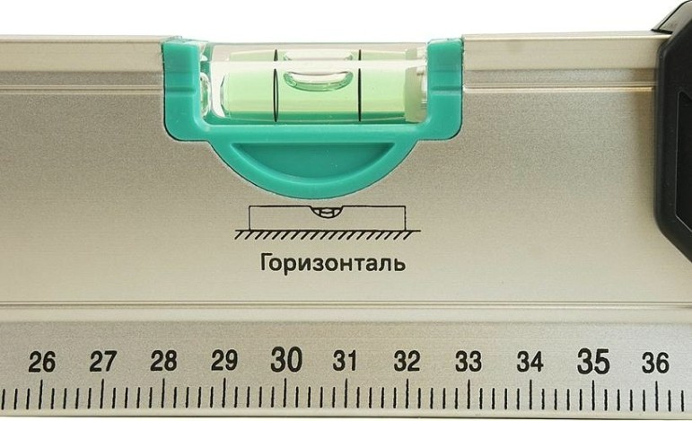Уровень строительный Sturm 2015-10-0600 600мм, 5 глазков, углы 0/1.5/3.5/45/90°