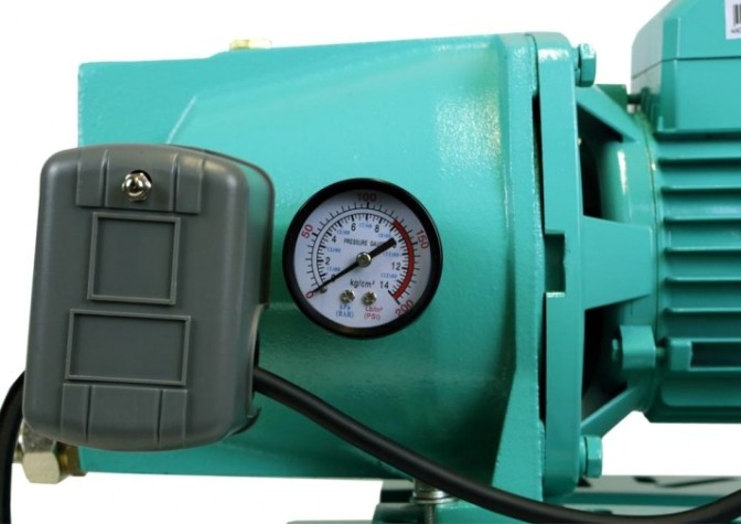 Установка для водоснабжения Sturm WP9712VS