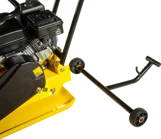 Виброплита HUTER VP-90W с баком [74/6/4]