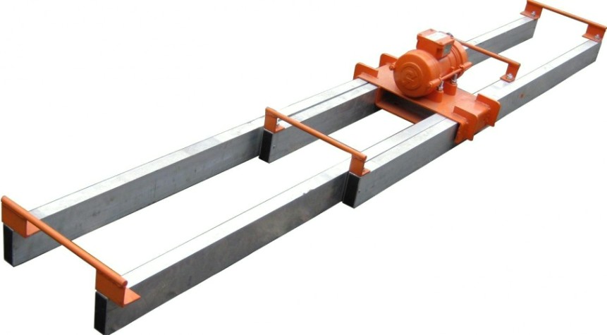 Виброрейка КРАСНЫЙ МАЯК ЭВ-403-08, 42В, длина-3,05...5,65 м, алюминиевая телескопическая [ЭВ-403.00.000-08]