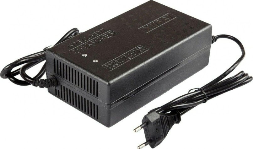 Зарядное устройство RUTRIKE 48V12A/H для свинцовых тяговых аккумуляторов [021953]