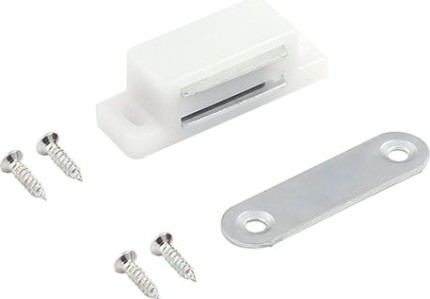 Защелка мебельная НОРА-М №4 магнитная "Белая" [9496]