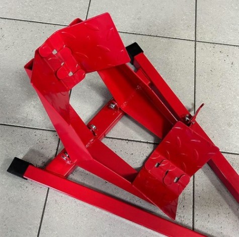 Зажим СОРОКИН 16.57 для переднего колеса 12"-22" Зажим СОРОКИН 16.57 для переднего колеса 12"-22"